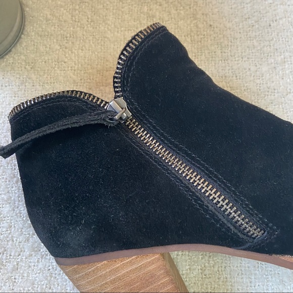 DOLCE VITA JANA BLACK SUEDE BOOTIES SIZE 7.5 - Picture 6 of 10
